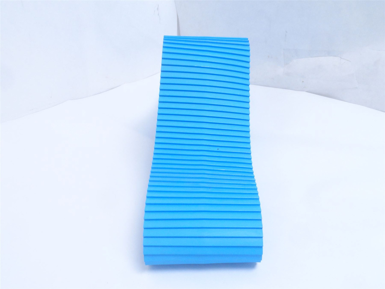 Foodmate IE03007032; Guided Blue Rubber Belt 40" L x 3-7/8" W