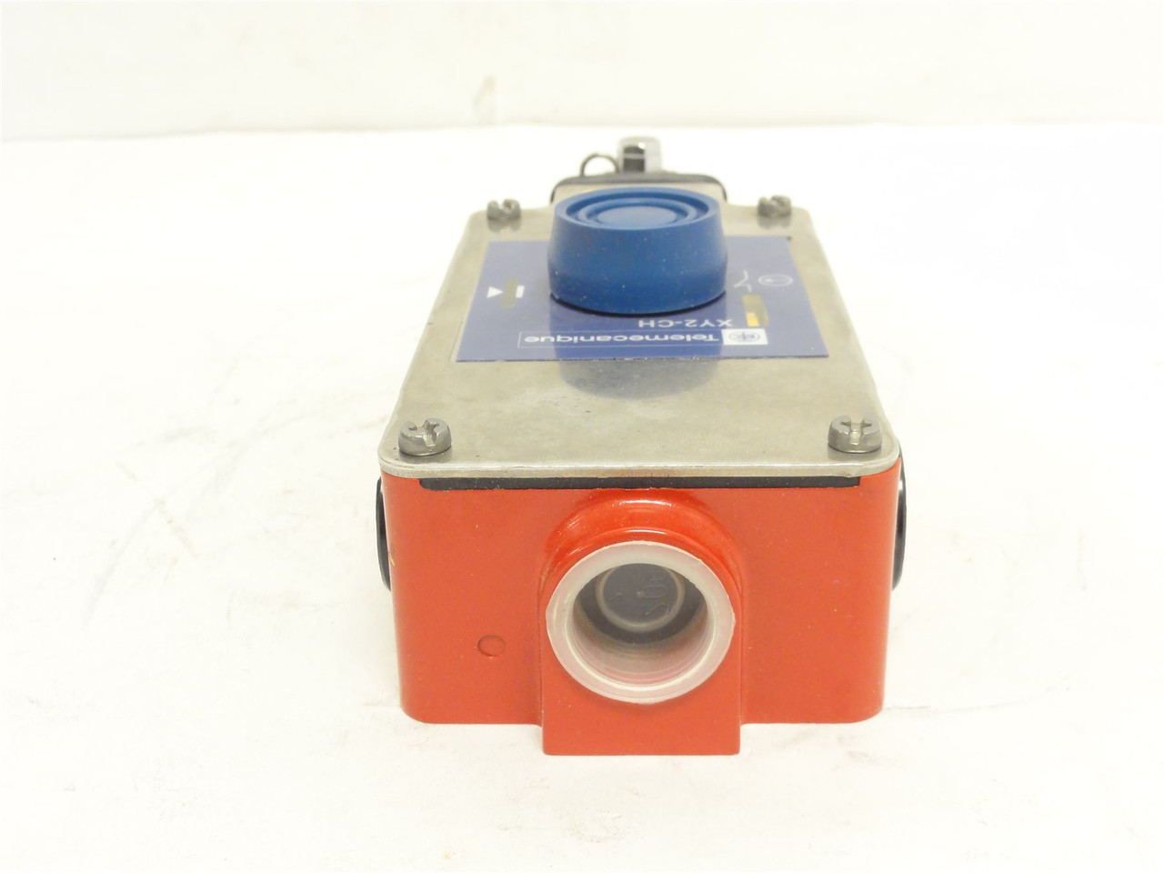 Telemecanique XY2CH13250; Cable Pull Switch; 3A; 24VAC; 1/2NPT