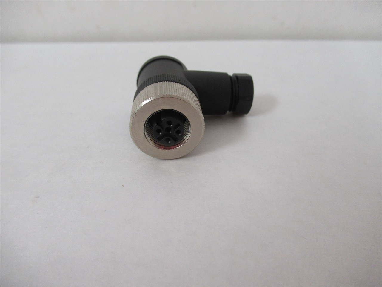 IFM E11509; Connector Plug Female 4 Position Gold Screw