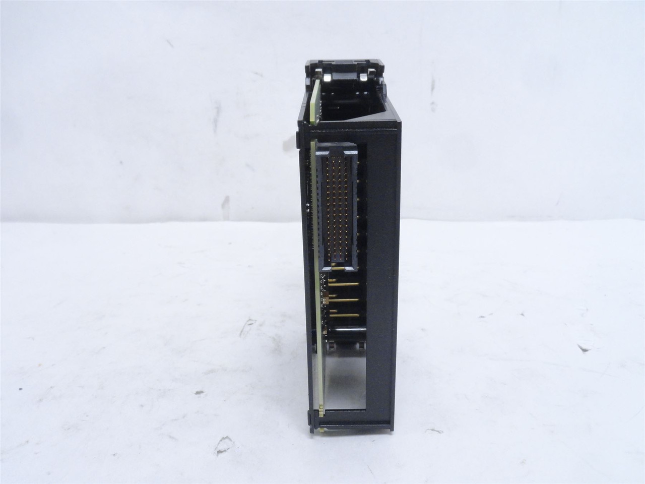Allen-Bradley 1756-IB16; Input Module; 10-31.2VDC; 10mA