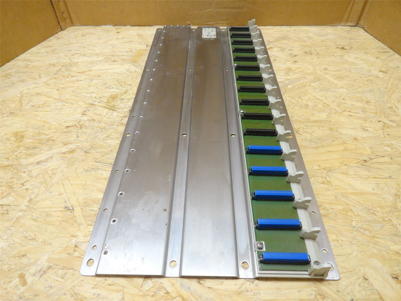 Schneider 140XBP01600C; I/O Module Racks Backplane; 16-Free