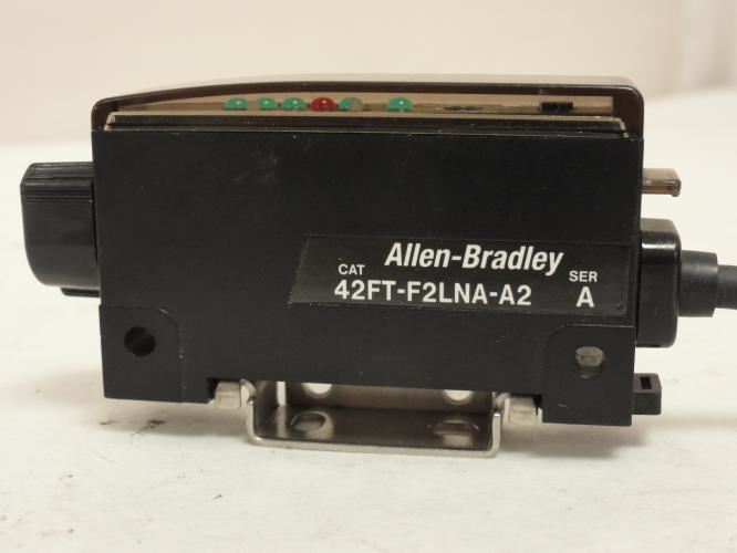 Allen-Bradley 42FT-F2LNA-A2; Photo Sensor; 12-24VDC; 2m