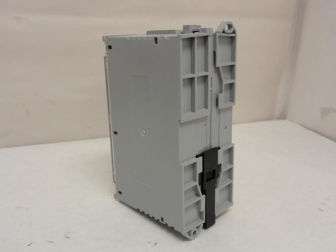 Allen-Bradley 1791-N4V2; I/O Analog Input/Output Module; 120VAC