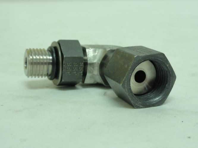 SSP AM4GE; Elbow 90Deg; SS-316; 1/4 OFS x 1/4 BOSS