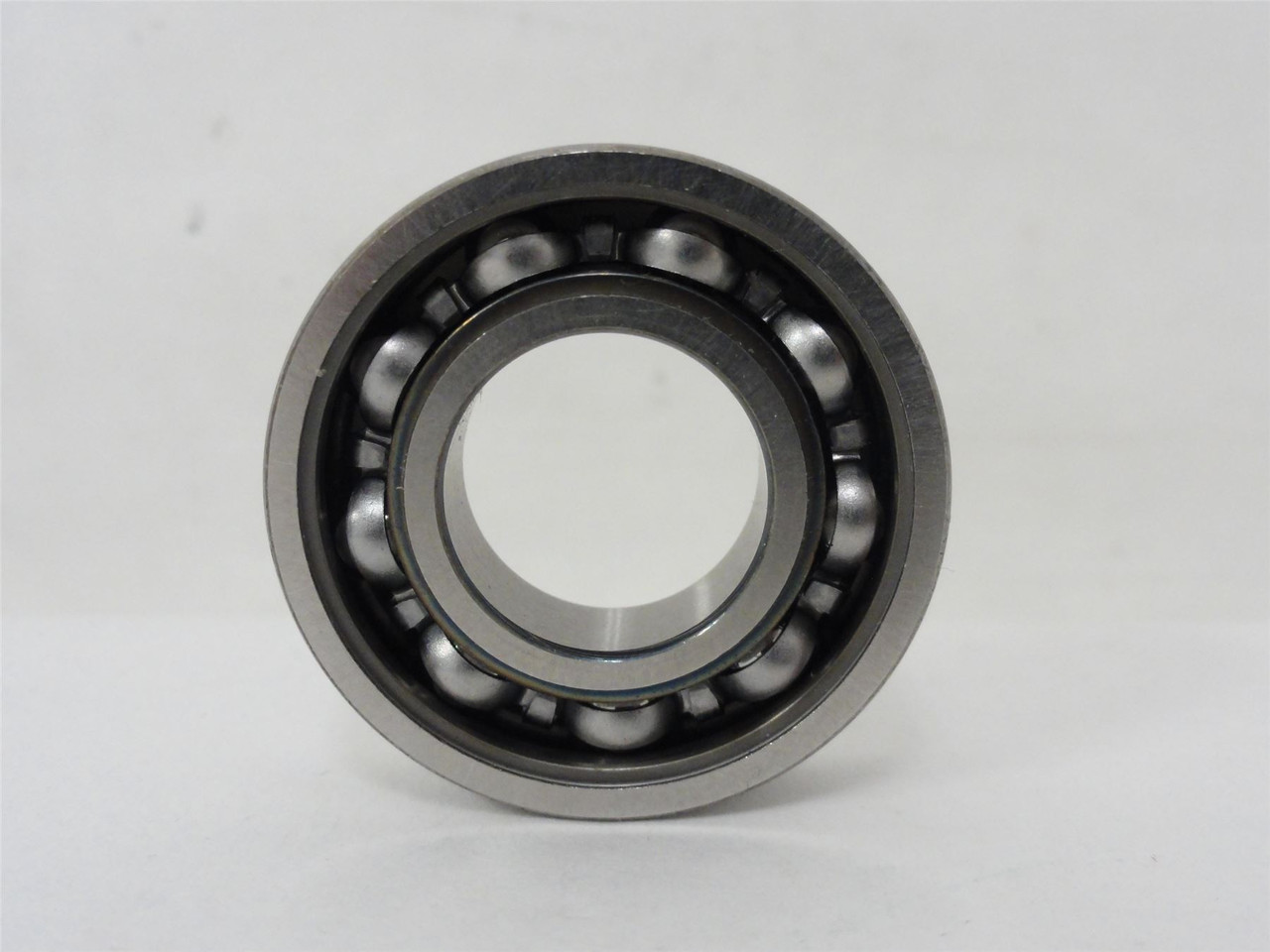 SKF 6002-RSH; Ball Bearing; 15mm ID; 32mm OD; 9mm Width