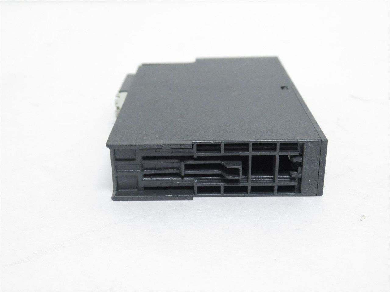 Siemens 6ES7132-4BD01-0AA0; DP Module 5-Electron; 24VDC; 1/2A