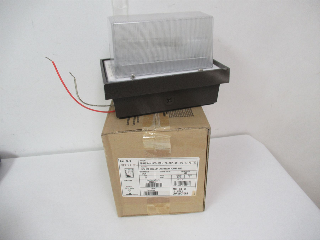 Cooper Lighting PDR46104-HVV-50S-120-ABP-LV; Fixture 50W 120V