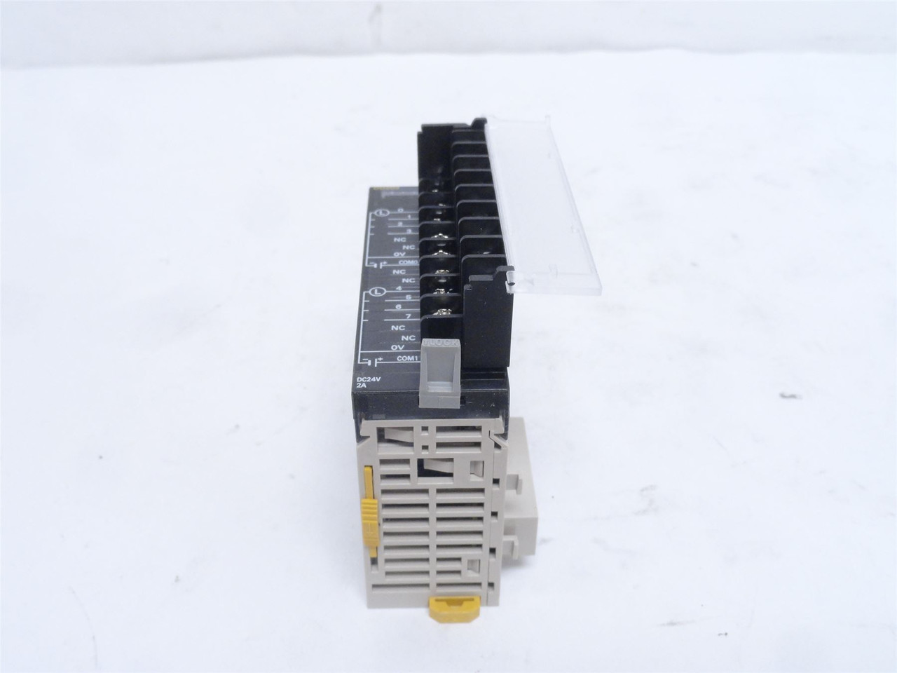 Omron CJ1W-OD202; Digital Output Unit 24VDC; 8-Transistor Out