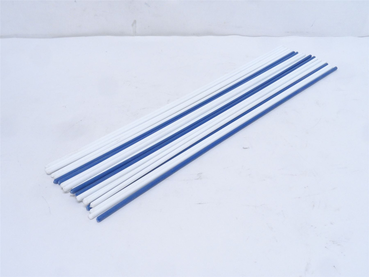 Intralox MDL-UNKN-251831; Lot-26 Belt Sticks 3/16"OD; 16" Long