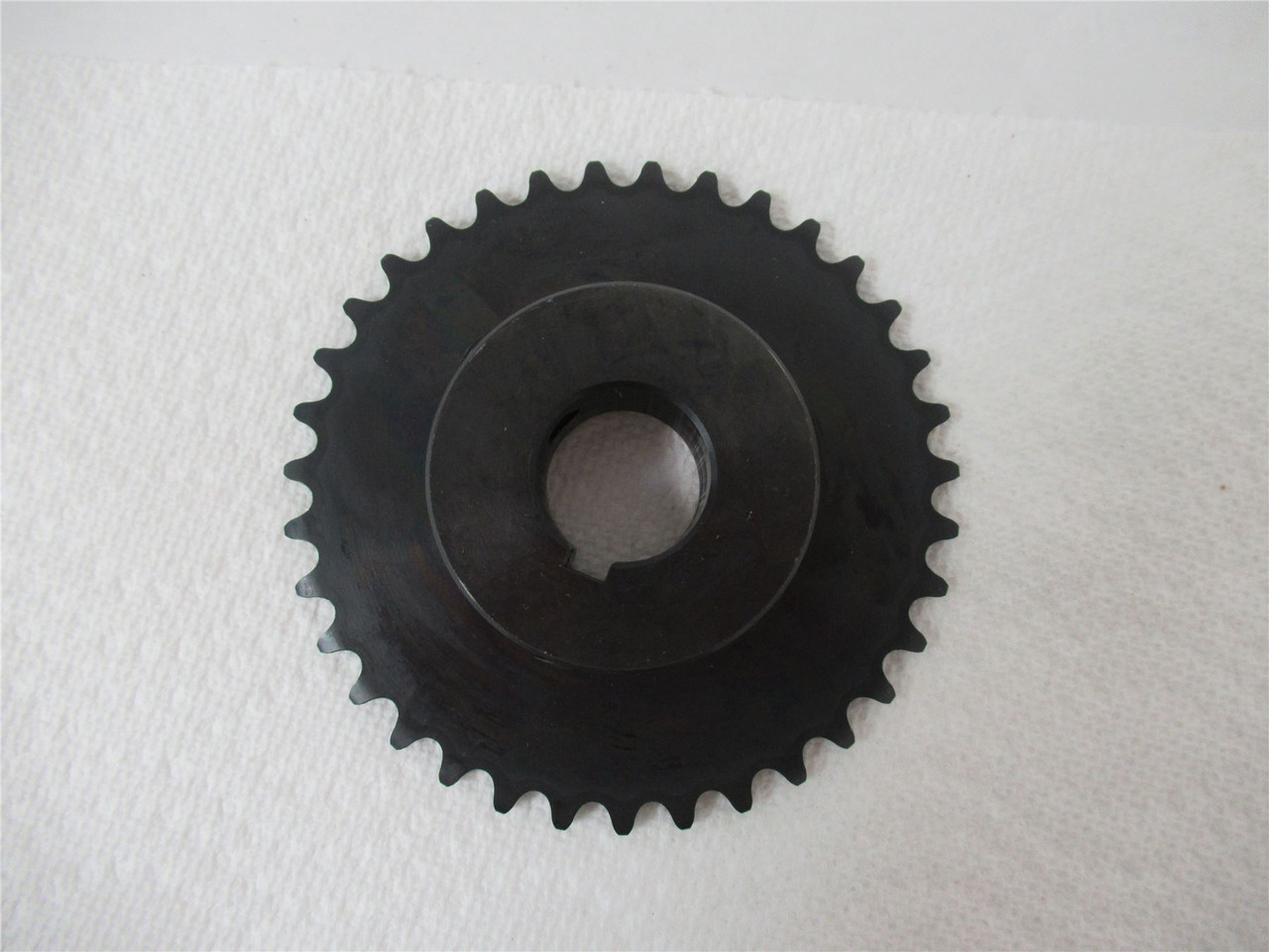 Amec 35BS35X1H; Sprocket #35 Chain 1" Bore 35 Teeth