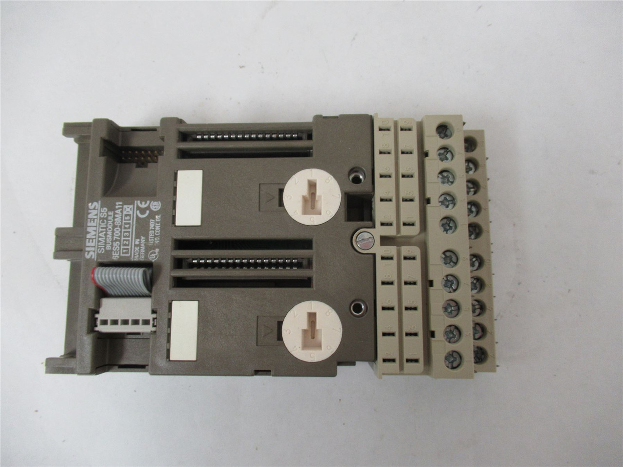 Siemens 6ES5700-8MA11; Bus Module  For S5-100U/ET