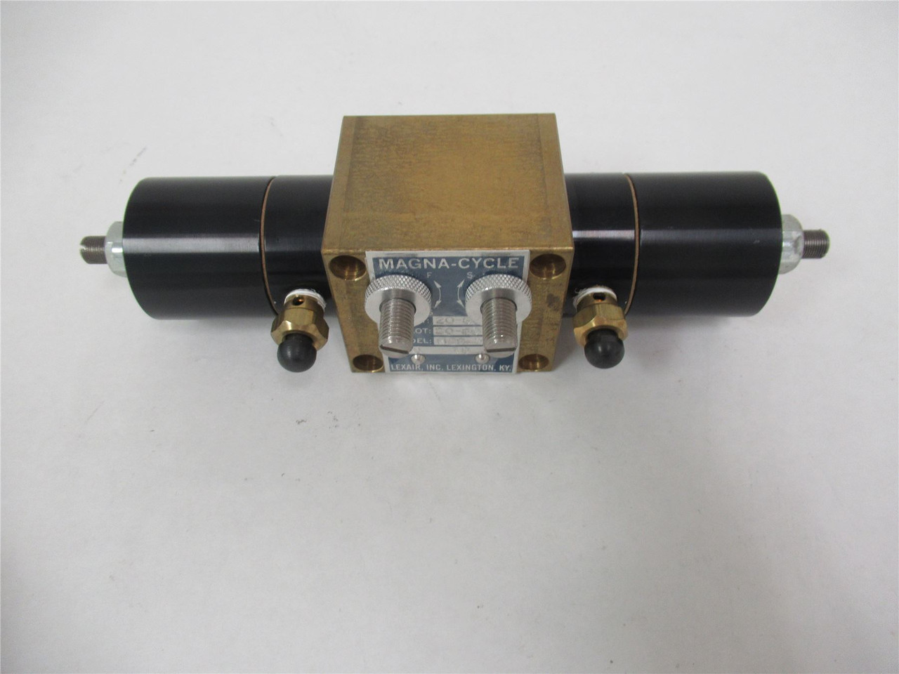 Lexair MCR5211001/100333; Pneumatic Solenoid 1/4" NPT SIZE