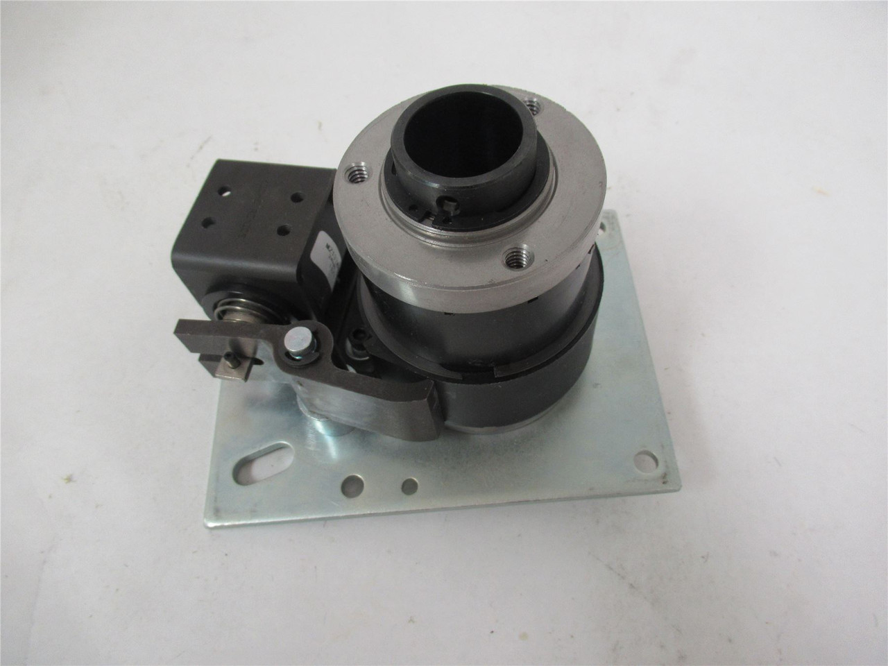 Warner ELectric  306-17-057; Clutch CB-6 Voltage: 24 VDC