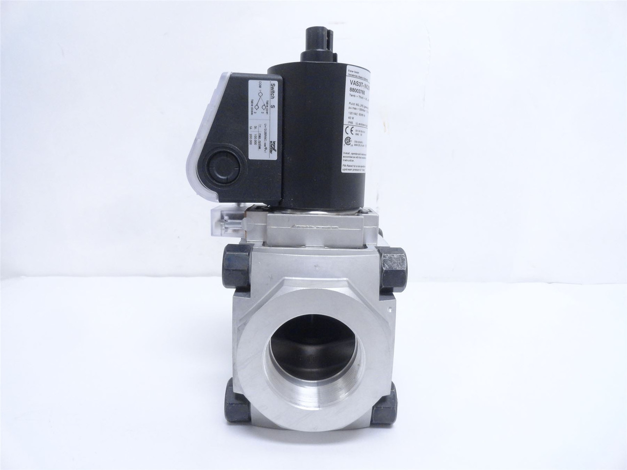 Krom-Schroder VAS3T-/NQSR; Gas Shutoff Valve 88003765; 7PSIG