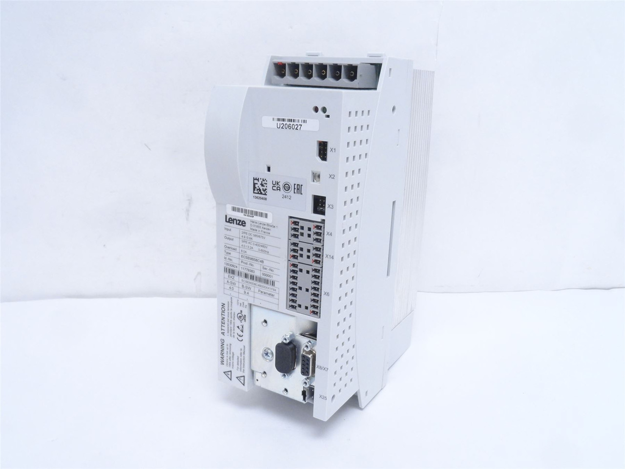 Lenze ECSEM008C4B; Servo Drive 565/675VAC; 4.9/3.9A In