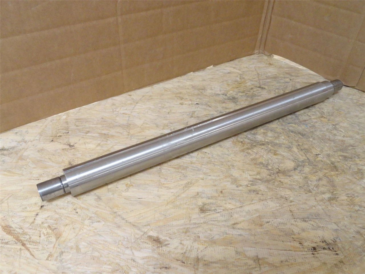 Multivac 19351356021; Rotary Knife Shaft; 20" Roller Width