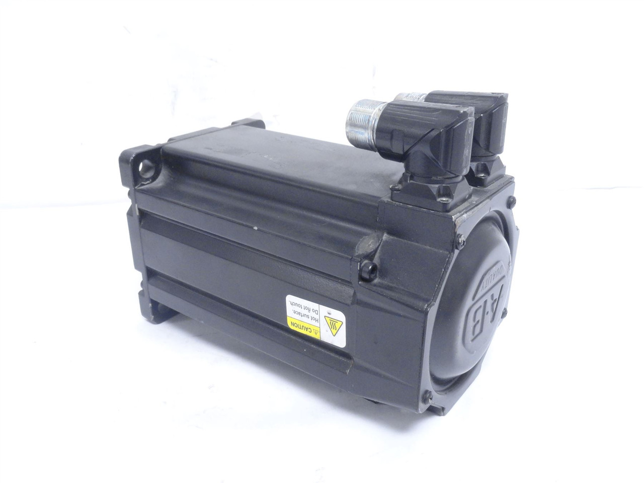 Allen-Bradley MPL-B4540F-MK72AA; Servo Motor; 3.5HP; 460V; 3PH