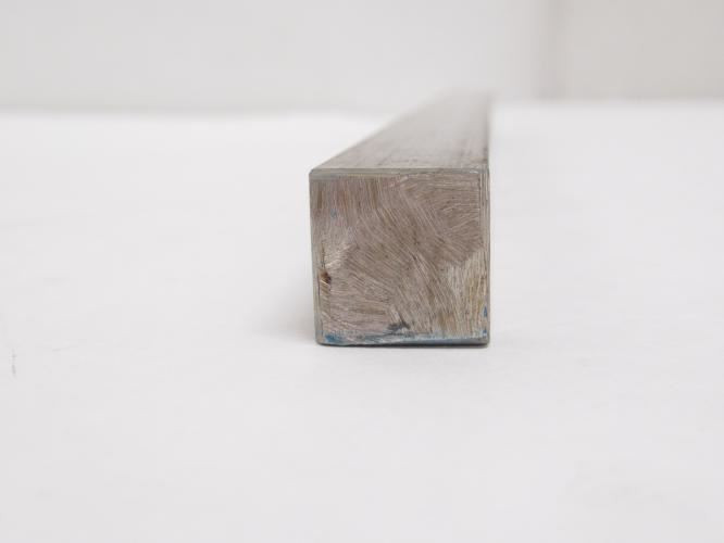Industry-Std 5UE73; Undersized Key Stock SS; 5/8" x 12"