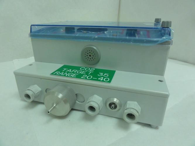 HiTech IR600; HITOX Wall Mount Infrared Gas/CO2 Analyzer