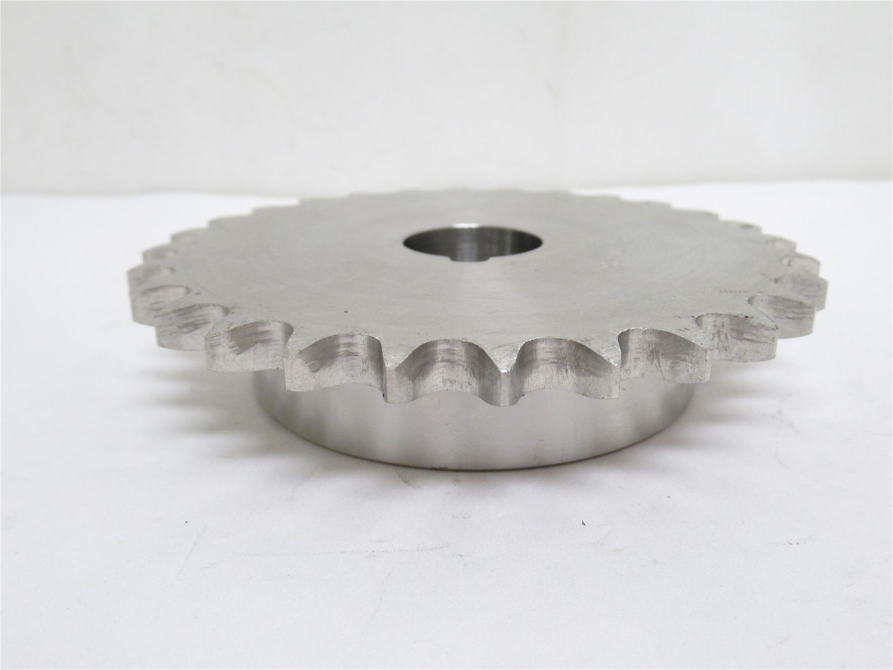 MFG- 40B28SS-1; Sprocket #40; SS; 28 Teeth; 1"ID