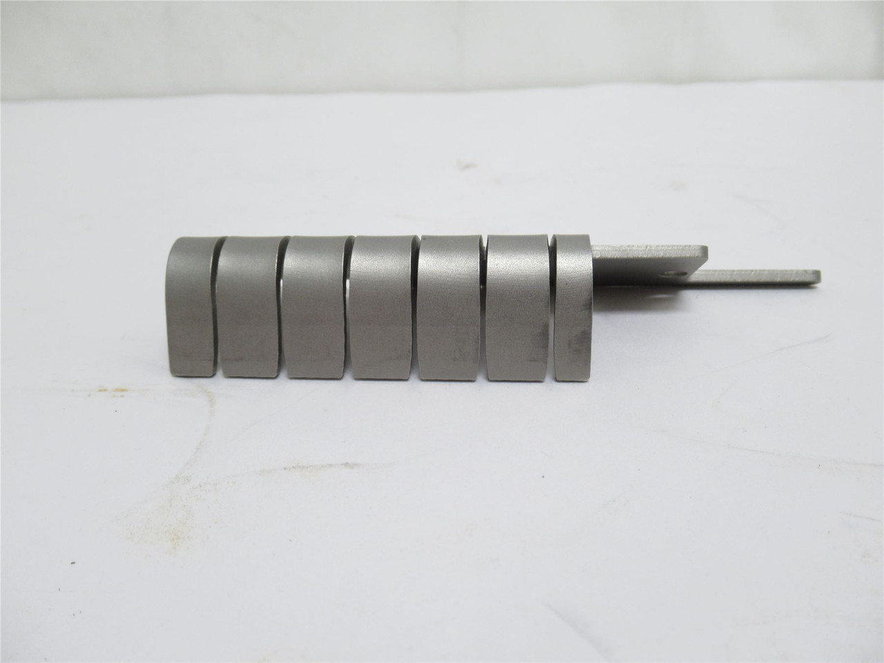 Grasselli 29200-13; Blade Hangar; CBU Left; P13; SS