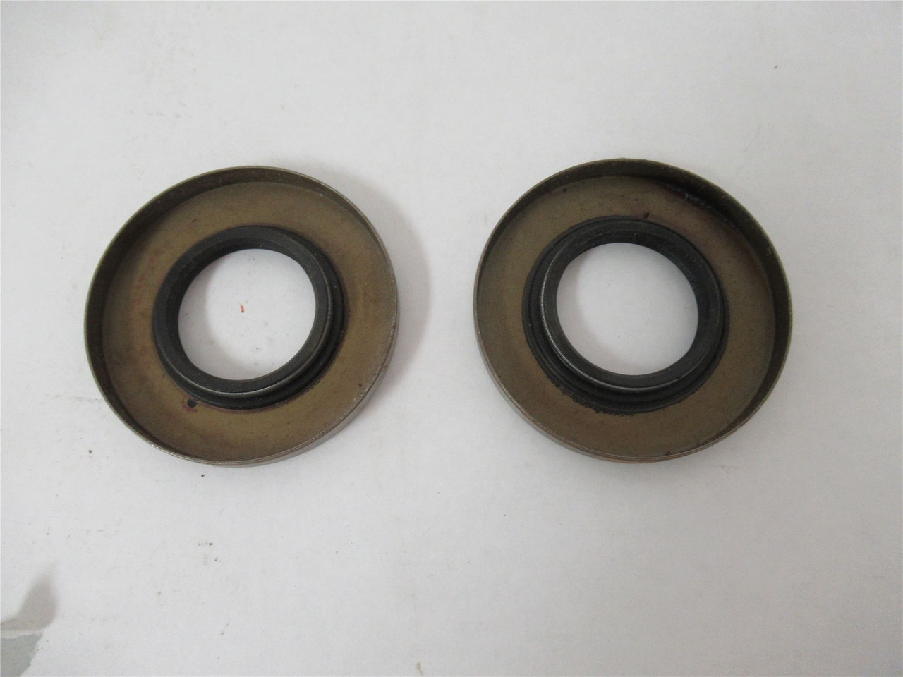 Dichtomatik 13283TB; Lot-2 Oil Seal  Dia1.375" bore  2.835"