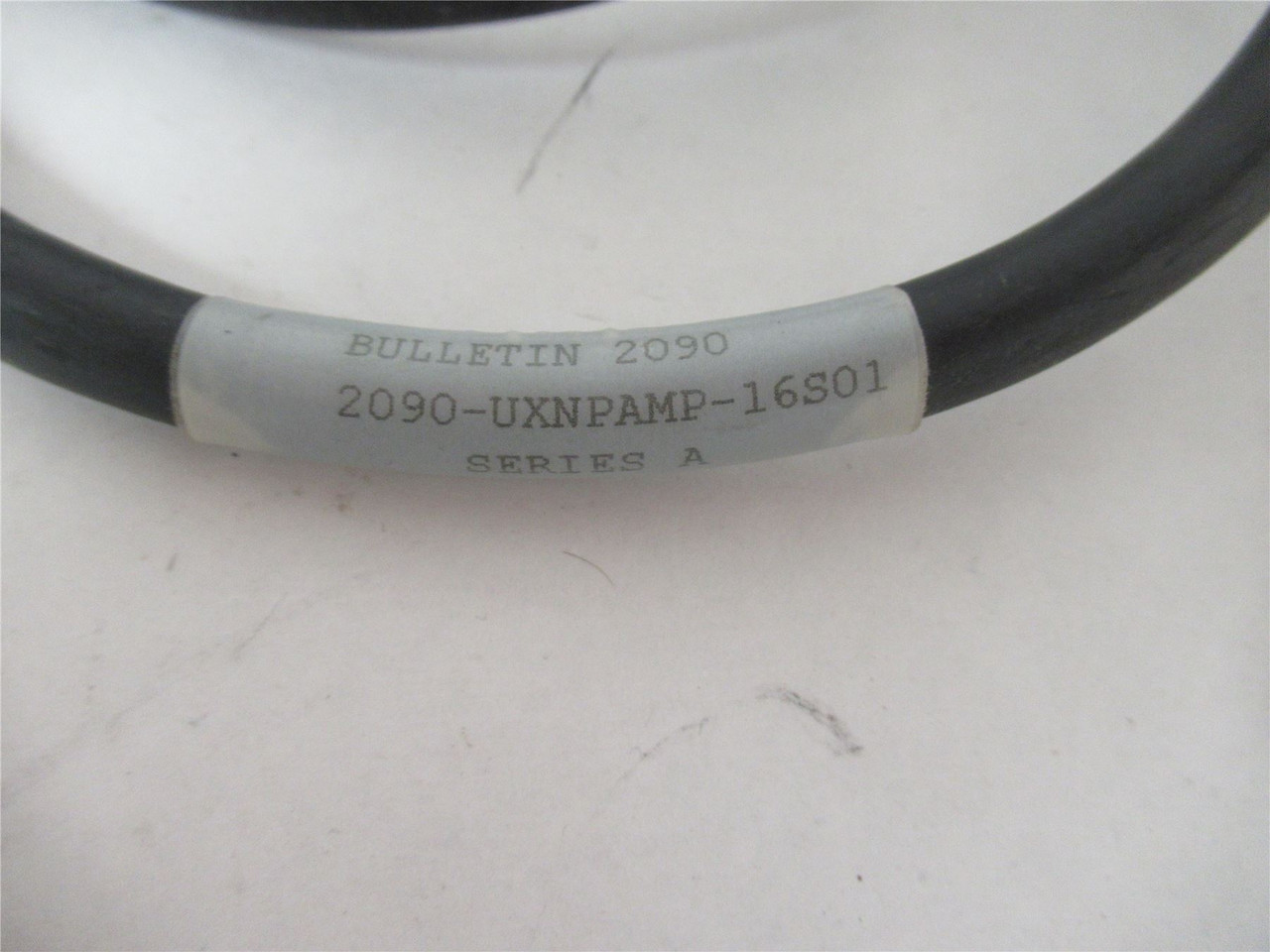 Allen-Bradley 2090-UXNPAMP-16S01; Power Cable 600V 1 M