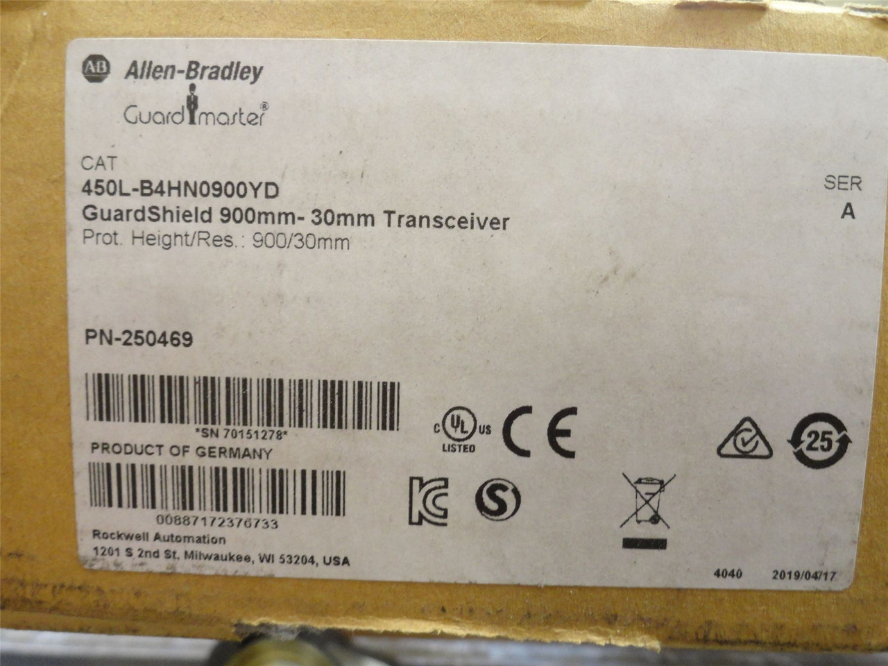 Allen-Bradley 450L-B4HN0900YD; Light Curtain Transceiver
