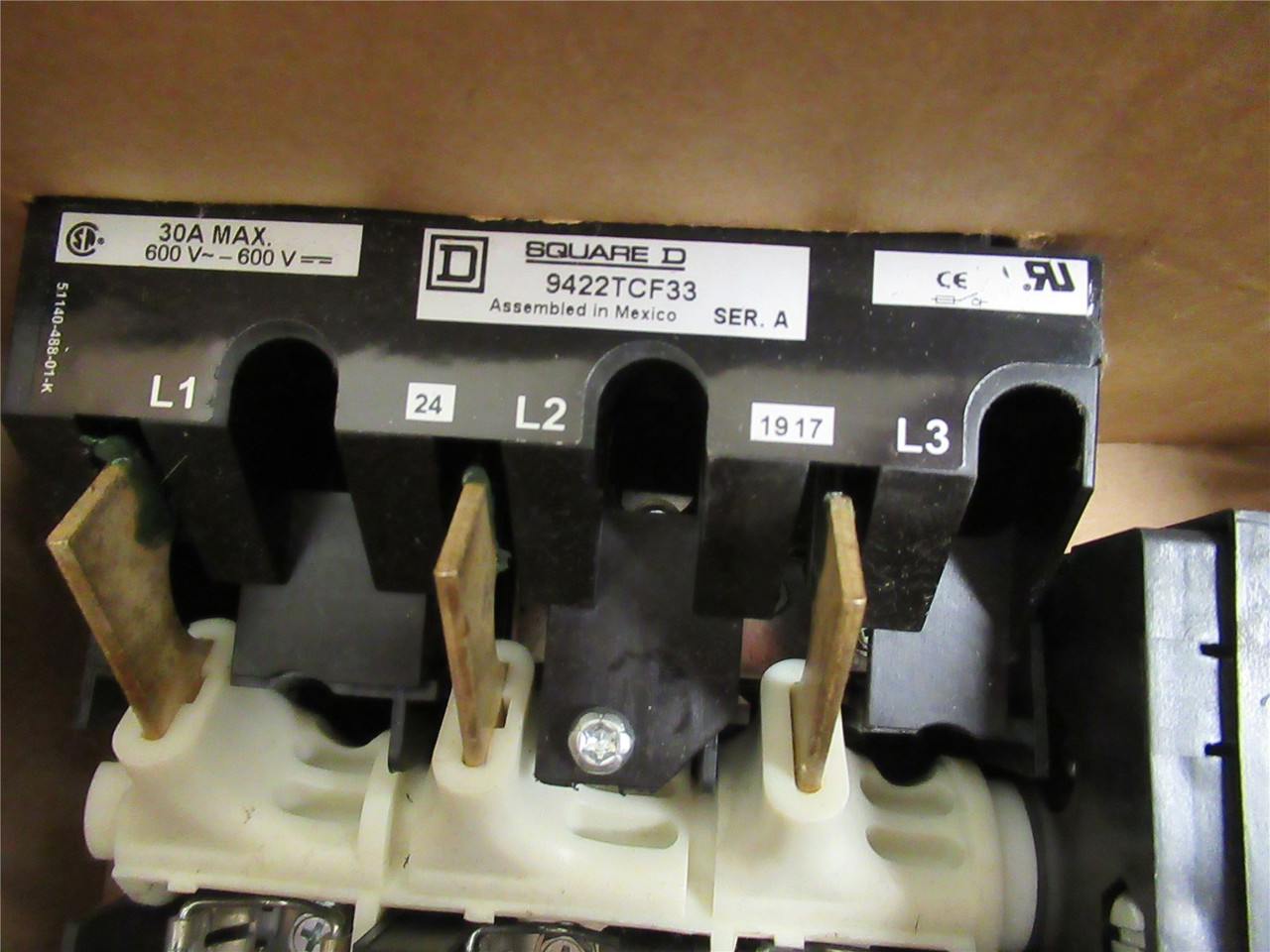 Square D 9422TCF33; Disconnect Switch 600VAC 30A 3-pole Nema