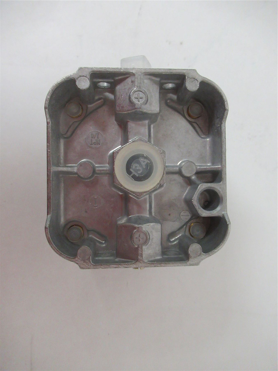 Dungs 224-253A; Time Delay Relay Switch NEMA 4
