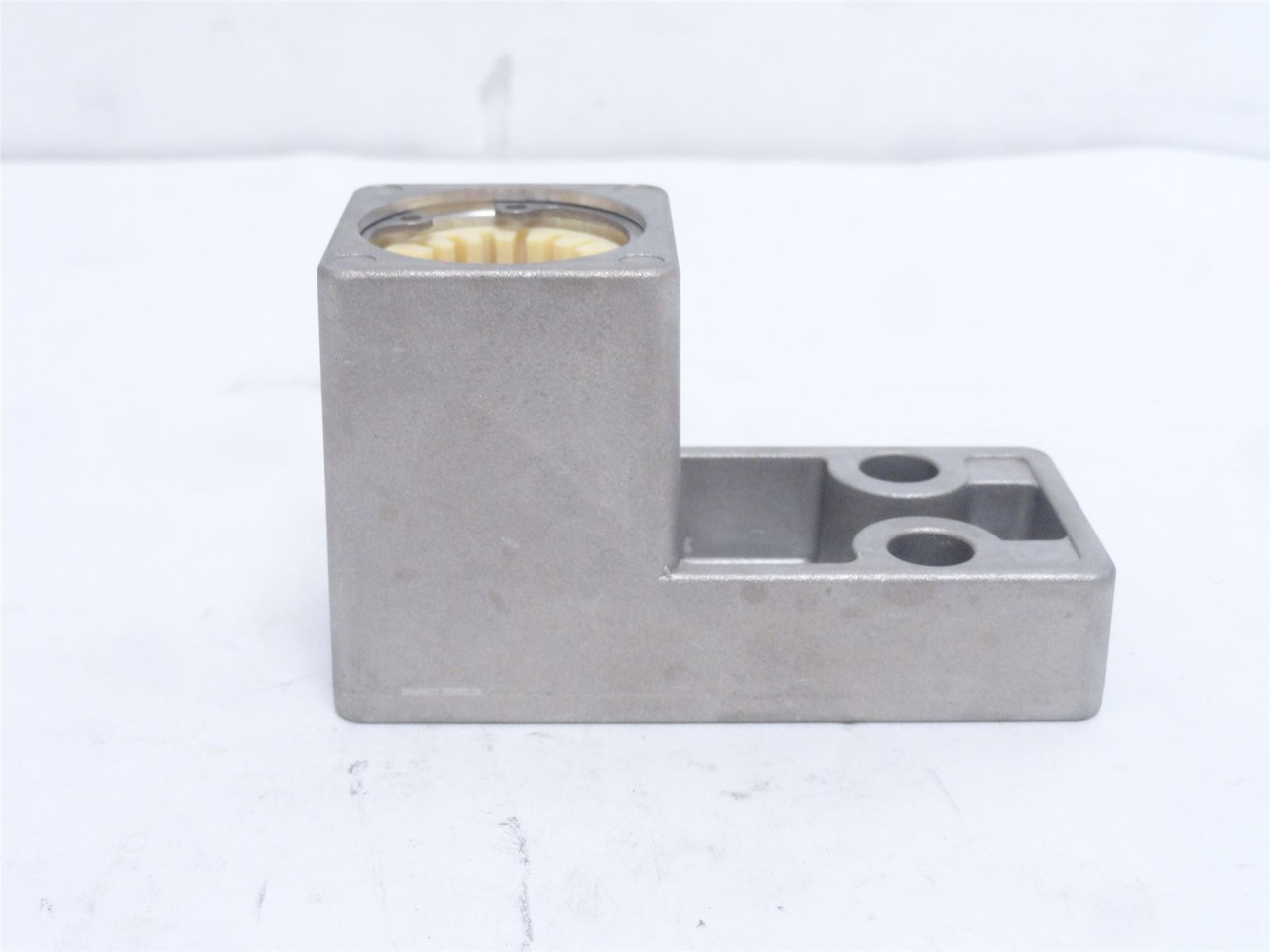 EAM Mosca 4117-030130-00; Bearing Block Assembly; 20mmID