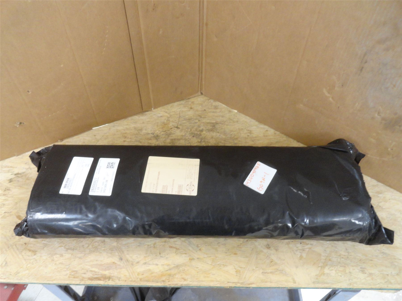 Belt-Power 125005-30X0162E; White Belt; 30" Wide x 13.6' Long
