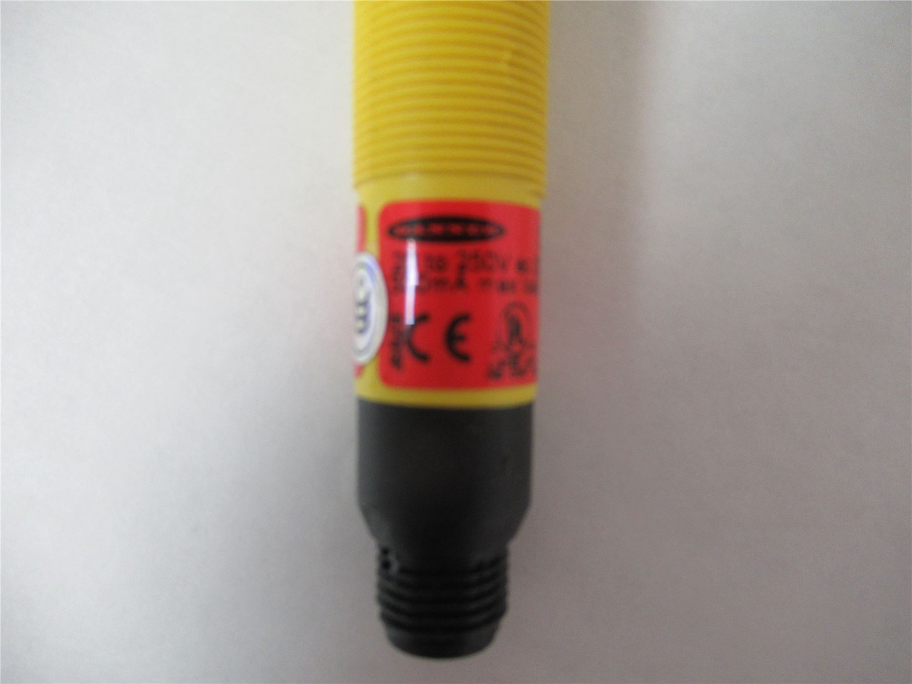 Banner S18RW3FF100Q; Fixed Field Sensor Range 100 mm PN30888