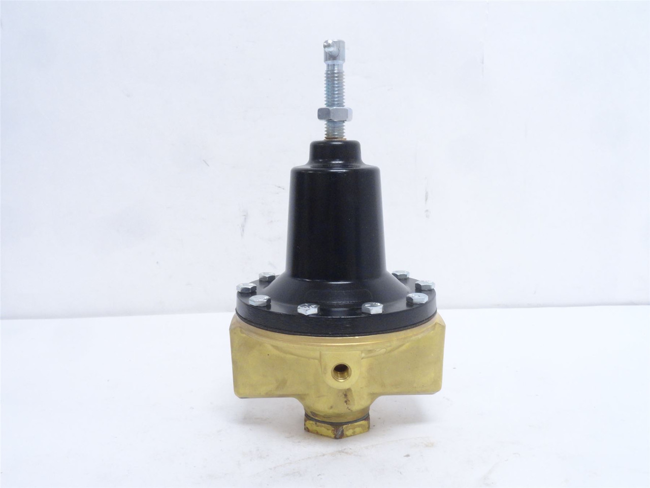 Norgren 11-009-081; Pilot Operated Regulator 1NPT; 400PSIG In