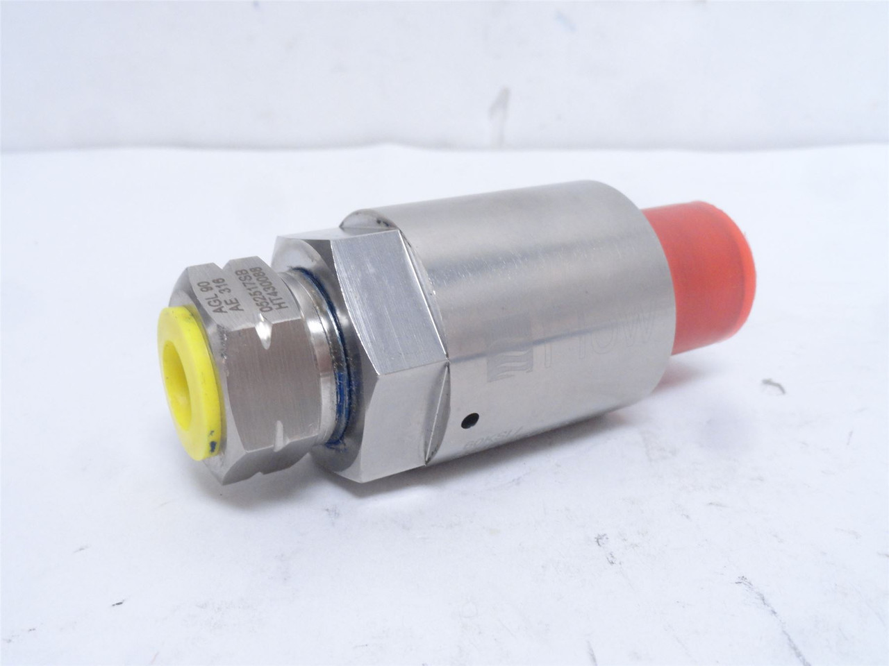 Flowserve 007651-2; Hose to Pipe Adaptor; SS; 9/16" Tube