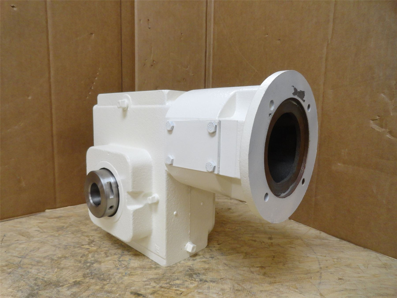 Winsmith E35CDSM; Gear Speed Reducer; 15:1 Ratio; RA; 7.5HP