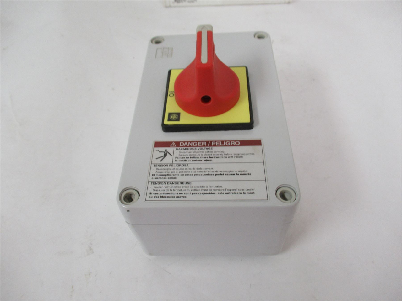 Telemecanique VC2GU; Emergency Stop/Main Switch 3P 32A