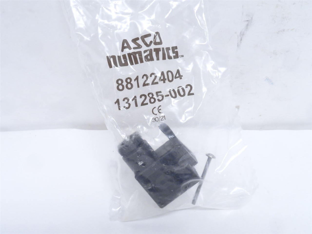 Asco SCE238D001; Solenoid 3/8NPT 24VAC Missing Red Clip