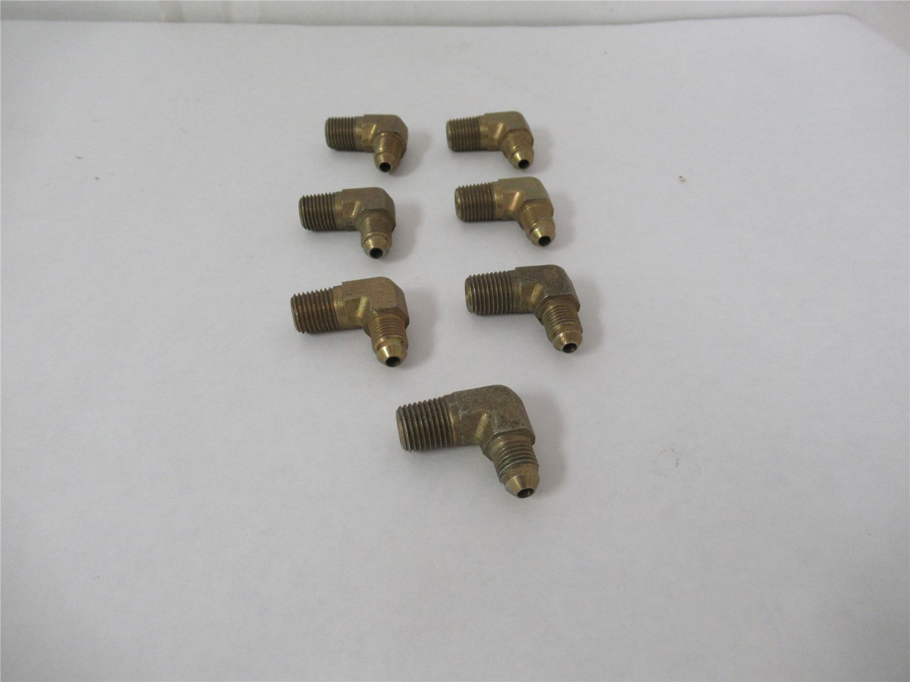 Parker 4-4CTX; Lot-7 90 Degree Elbow Male 1/4NPT X 1/4