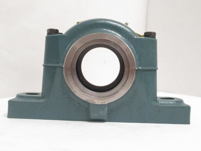 Dodge HS2SFXT517; Pillow Block Housing 042116; 3" / 2-15/16" ID