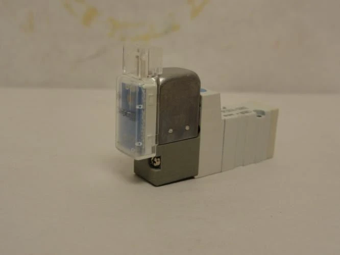 SMC SYJ314-5MOZ; Solenoid Valve; 3-Port; 24VDC; Base Mount