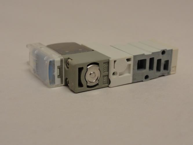 SMC SYJ314-5MOZ; Solenoid Valve; 3-Port; 24VDC; Base Mount