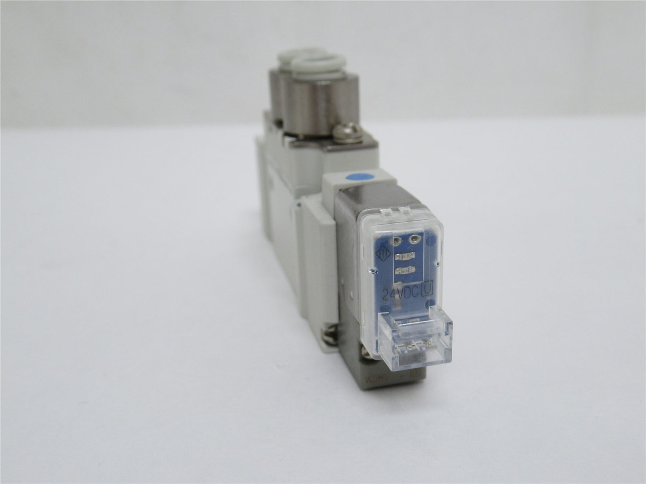 SMC SY5120-5L0U-C6F-Q; Solenoid Valve; 0.15-0.7MPa; 24VDC