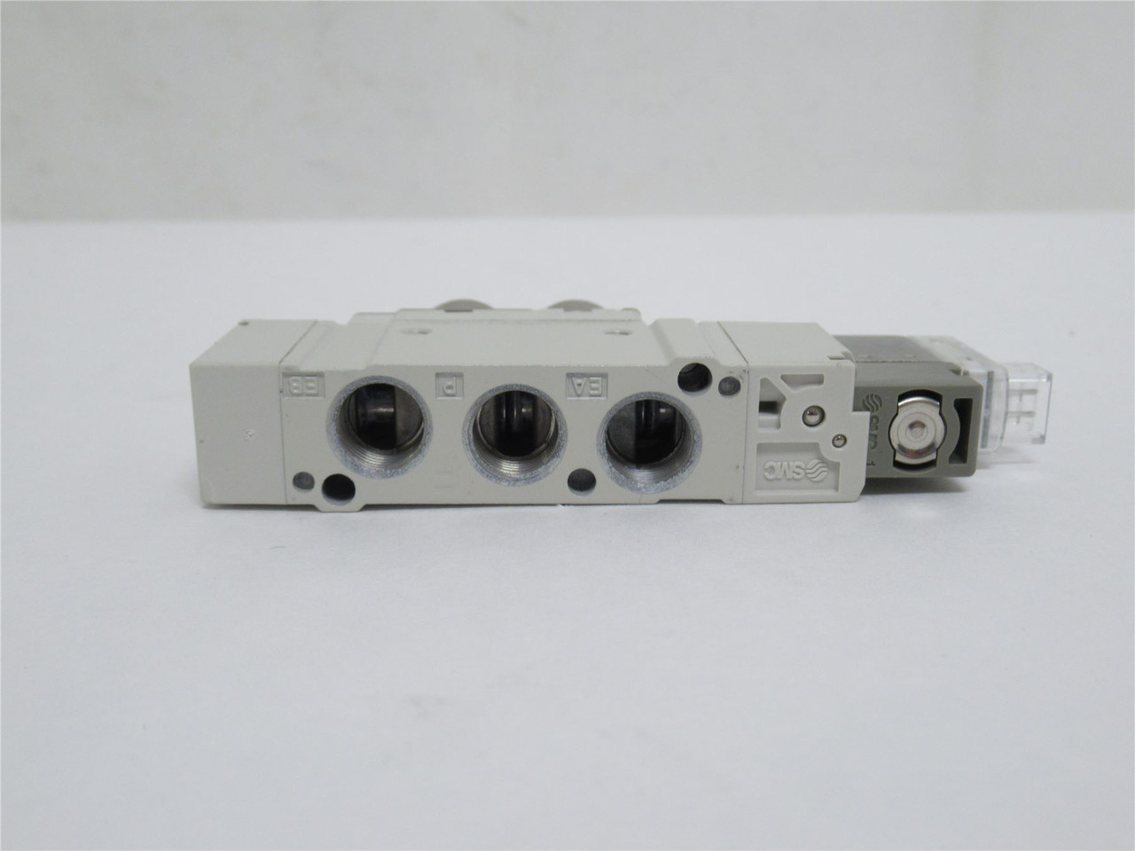 SMC SY5120-5L0U-C6F-Q; Solenoid Valve; 0.15-0.7MPa; 24VDC