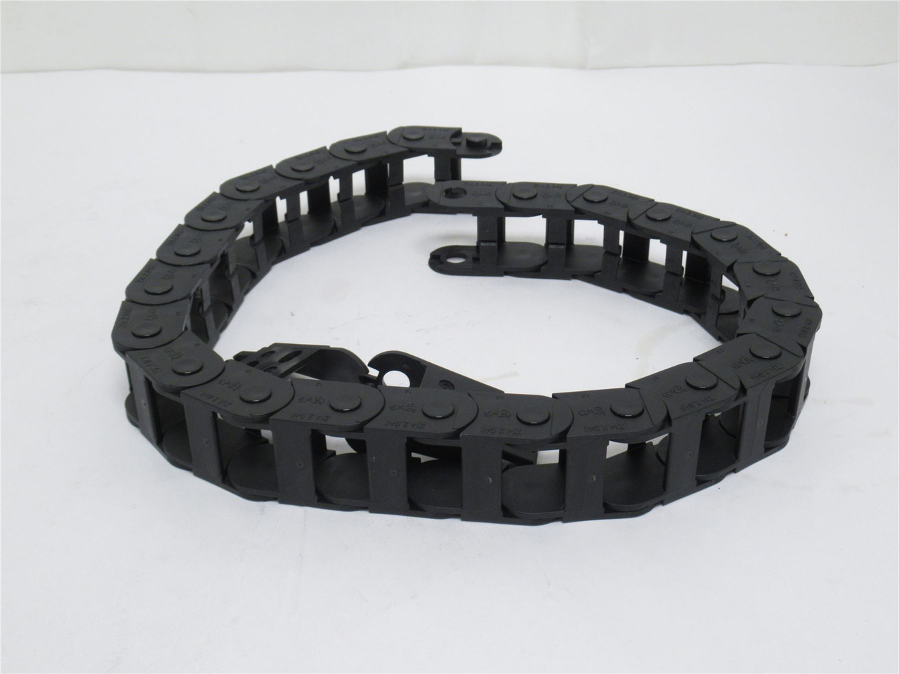 Igus Z14.2.046; Zipper Cable & Hose Carrier; 12" Long