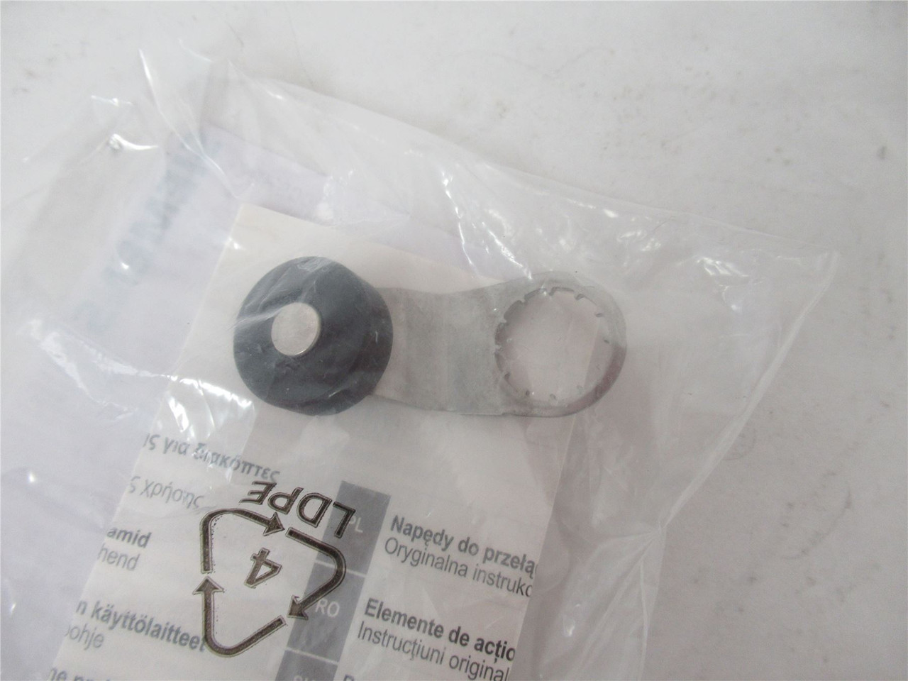 Siemens 3SE5000-0AA11; SS Lever  Form A 27 mm long