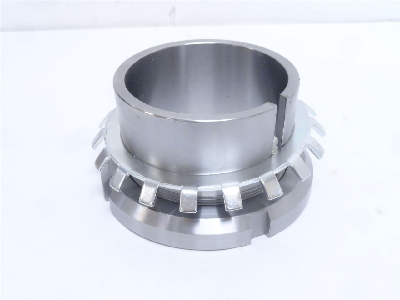 MFG- SNW22X3.15/16; Adapter Sleeve; 3-15/16"ID; Taper: 1:12