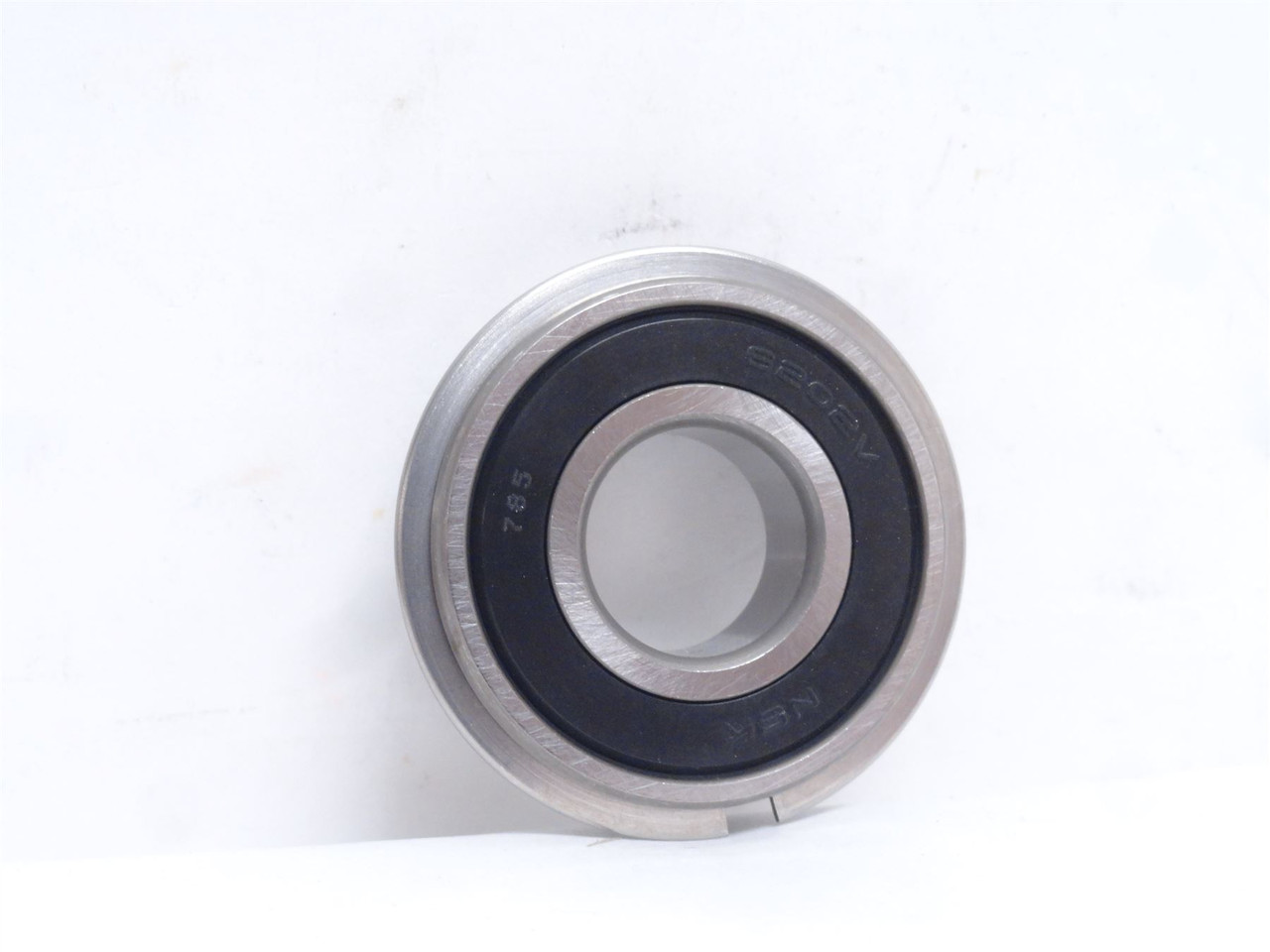 NSK 6202N; Ball Bearing; 15mmID x 35mmOD x 11mm Wide
