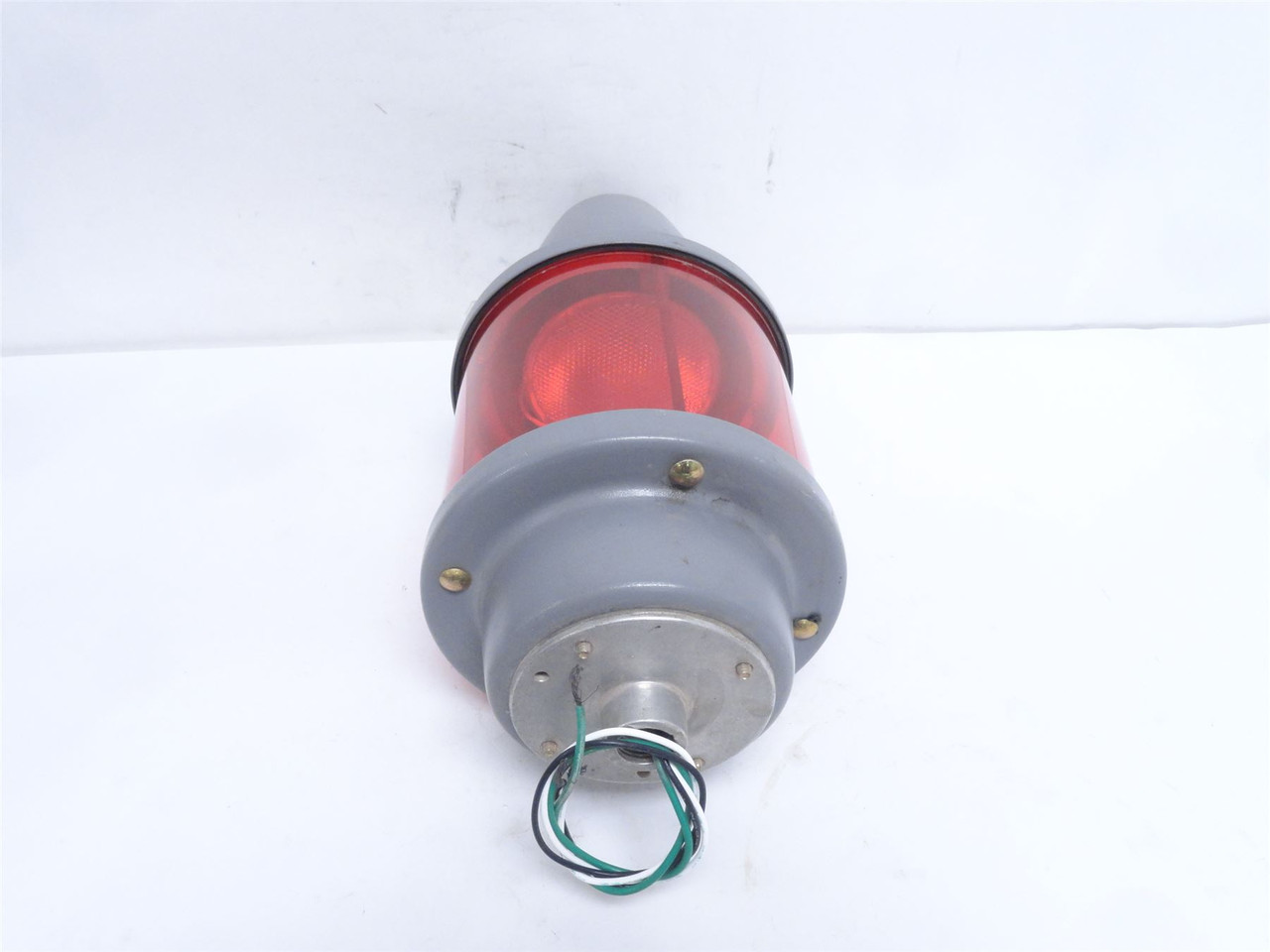 Federal 27S-120RSB; Sealed Beam; Rotating Red Light; 60fpm; 120VAC