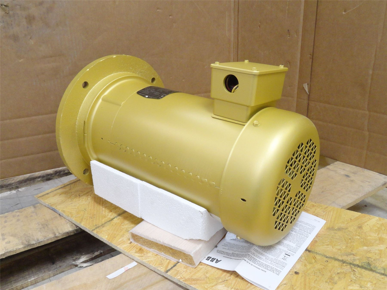 Baldor EMVM3709D; AC Motor; 5.5kW; 230/460V; 3450RPM; 3 Phase